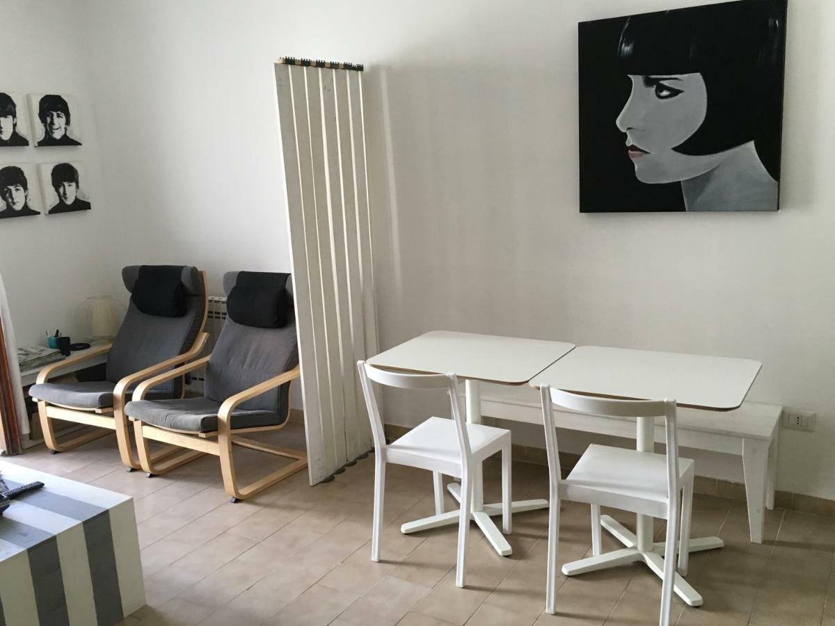 Bed and Breakfast 4 In Piazza Сорсо Экстерьер фото